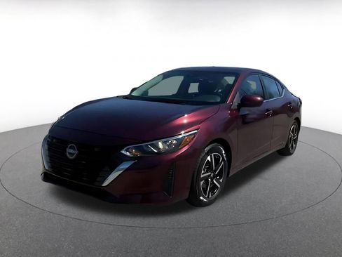 Used 2025 Nissan Sentra SV FWD image 4
