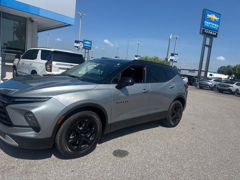 Used 2023 Chevrolet Blazer LT w/ Convenience Package FWD image 1
