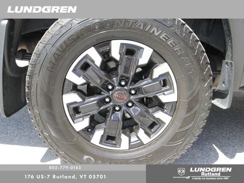 Used 2023 Nissan Frontier PRO-4X w/ Pro Convenience Package AWD/4WD image 16