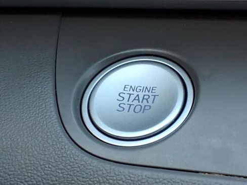Used 2023 Hyundai Elantra SEL w/ Convenience Package FWD image 24