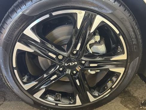 Used 2022 Kia K5 GT-Line FWD image 9