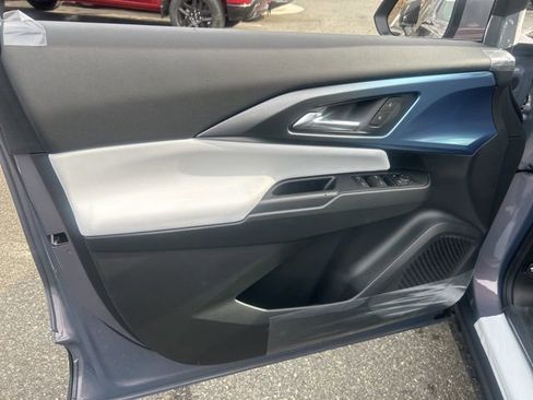 New 2026 Chevrolet Equinox EV LT image 10