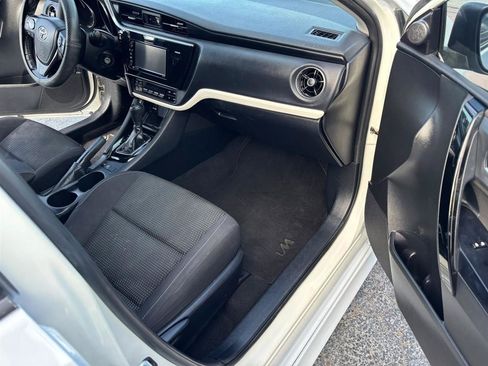 Used 2017 Toyota Corolla iM FWD image 10