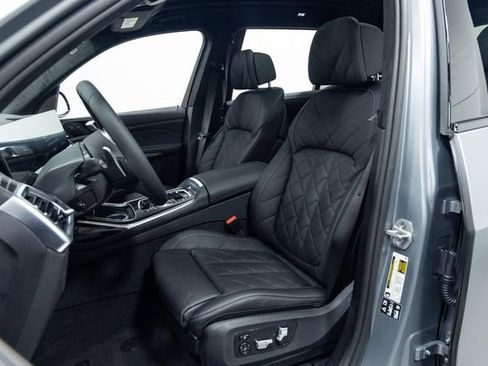 New 2026 BMW X7 xDrive40i AWD/4WD image 24