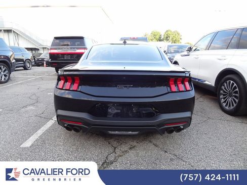 Used 2024 Ford Mustang GT Premium RWD image 4