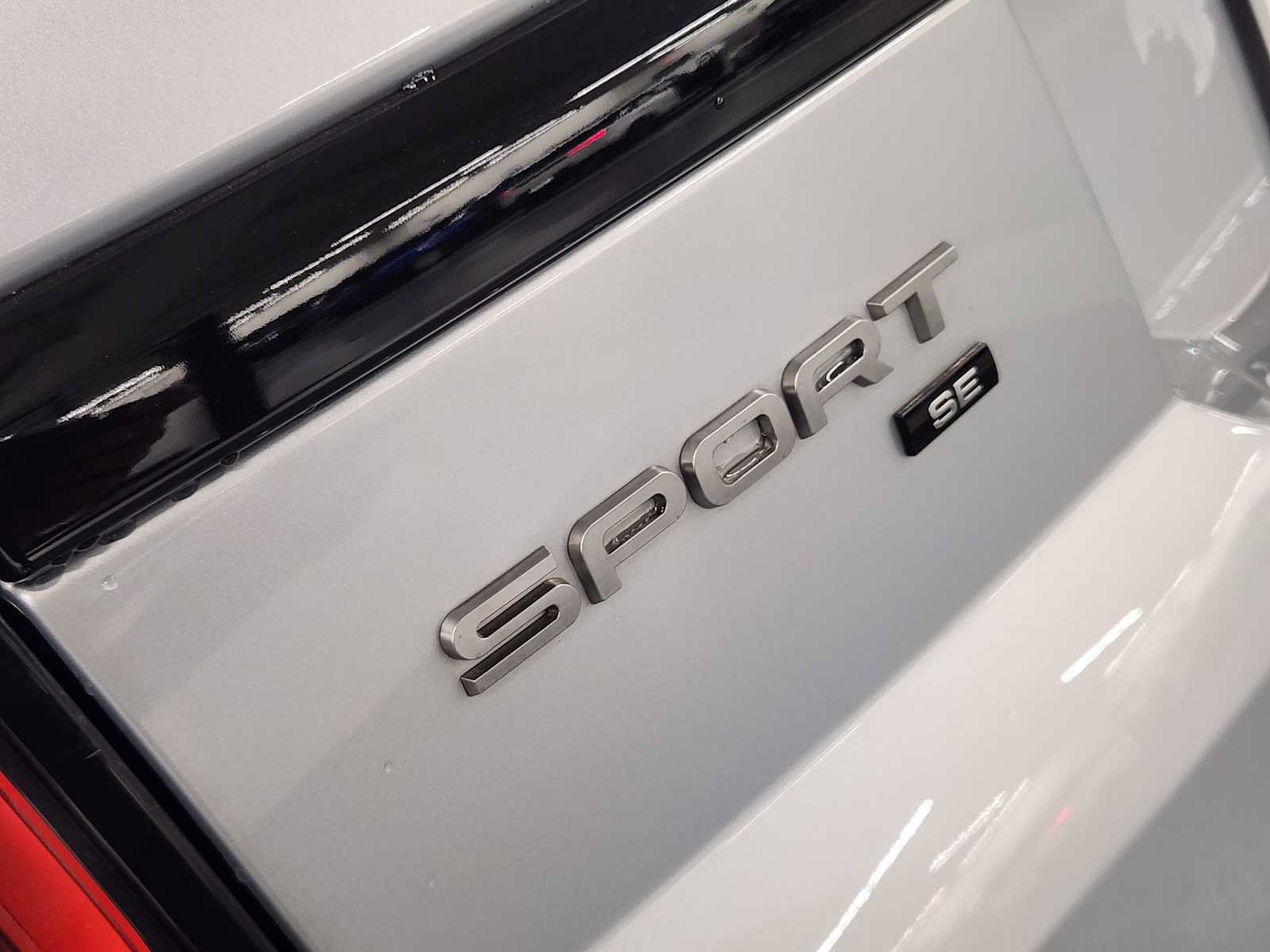 Used 2022 Land Rover Range Rover Sport SE AWD/4WD image 10