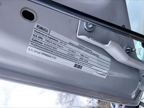 Used 2021 Ford F250 Platinum w/ FX4 Off-Road Package image 33