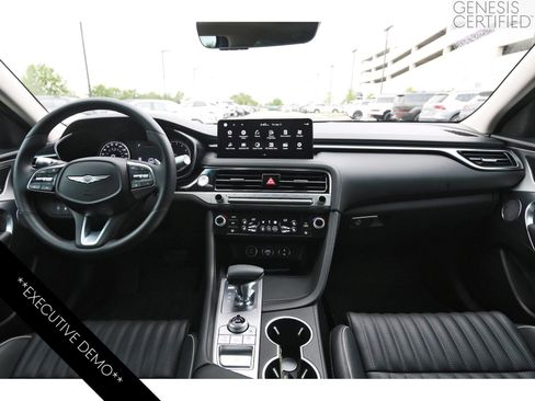 Used 2026 Genesis G70 2.5T Prestige RWD image 12