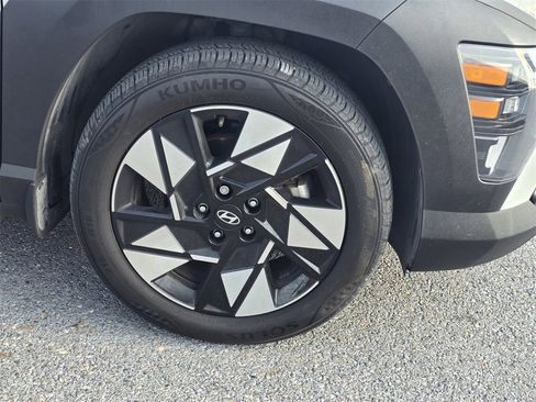 Used 2024 Hyundai Kona SEL w/ Convenience Package image 10