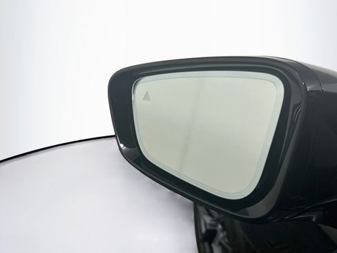 Used 2023 BMW i4 eDrive35 RWD image 16