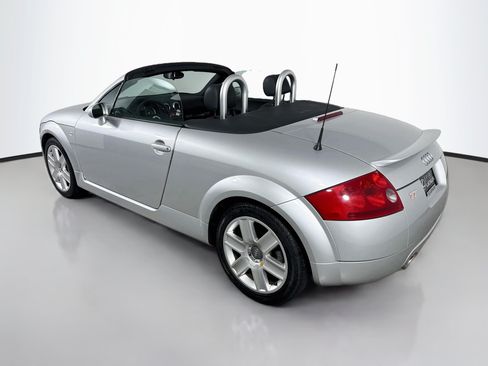 Used 2005 Audi TT 1.8T FWD image 5
