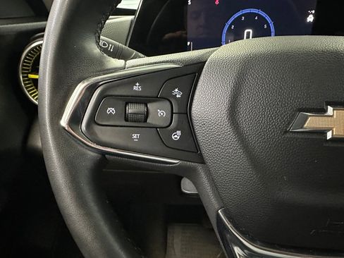 Certified 2024 Chevrolet Trax LT w/ Driver Confidence Package image 9