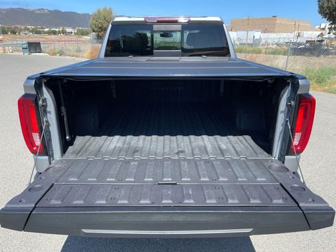 Used 2023 GMC Sierra 1500 SLT w/ SLT Premium Plus Package RWD image 10