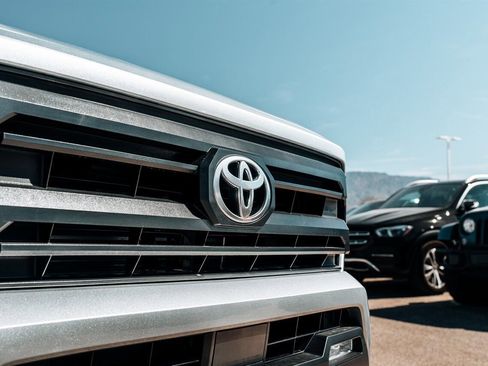 Used 2026 Toyota Tacoma SR5 image 10