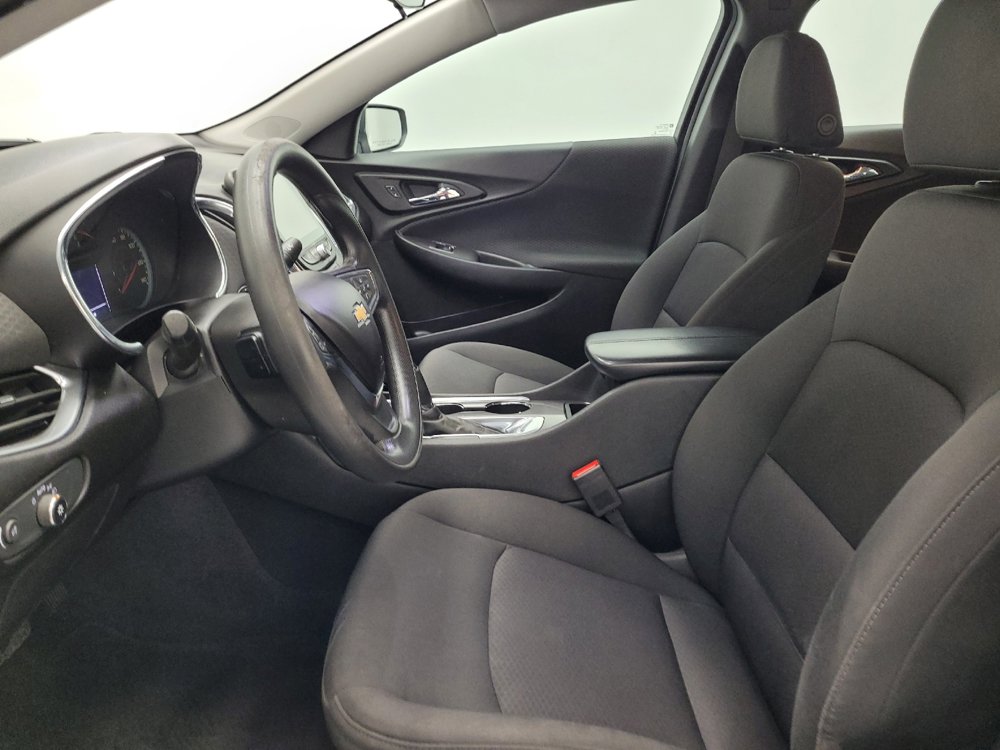 Used 2019 Chevrolet Malibu LT FWD image 17