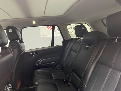 Used 2013 Land Rover Range Rover HSE image 17