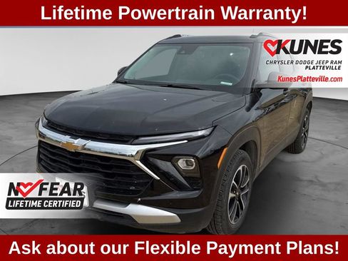 Used 2025 Chevrolet TrailBlazer LT FWD image 9