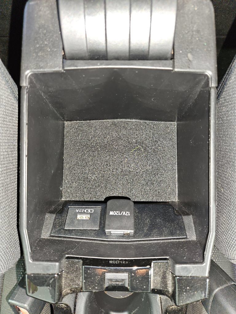 Used 2021 Toyota Corolla SE w/ SE Premium Package FWD image 26