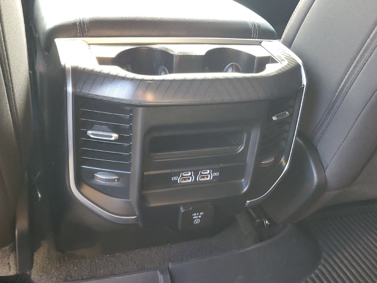 Used 2025 RAM 1500 Big Horn AWD/4WD image 15