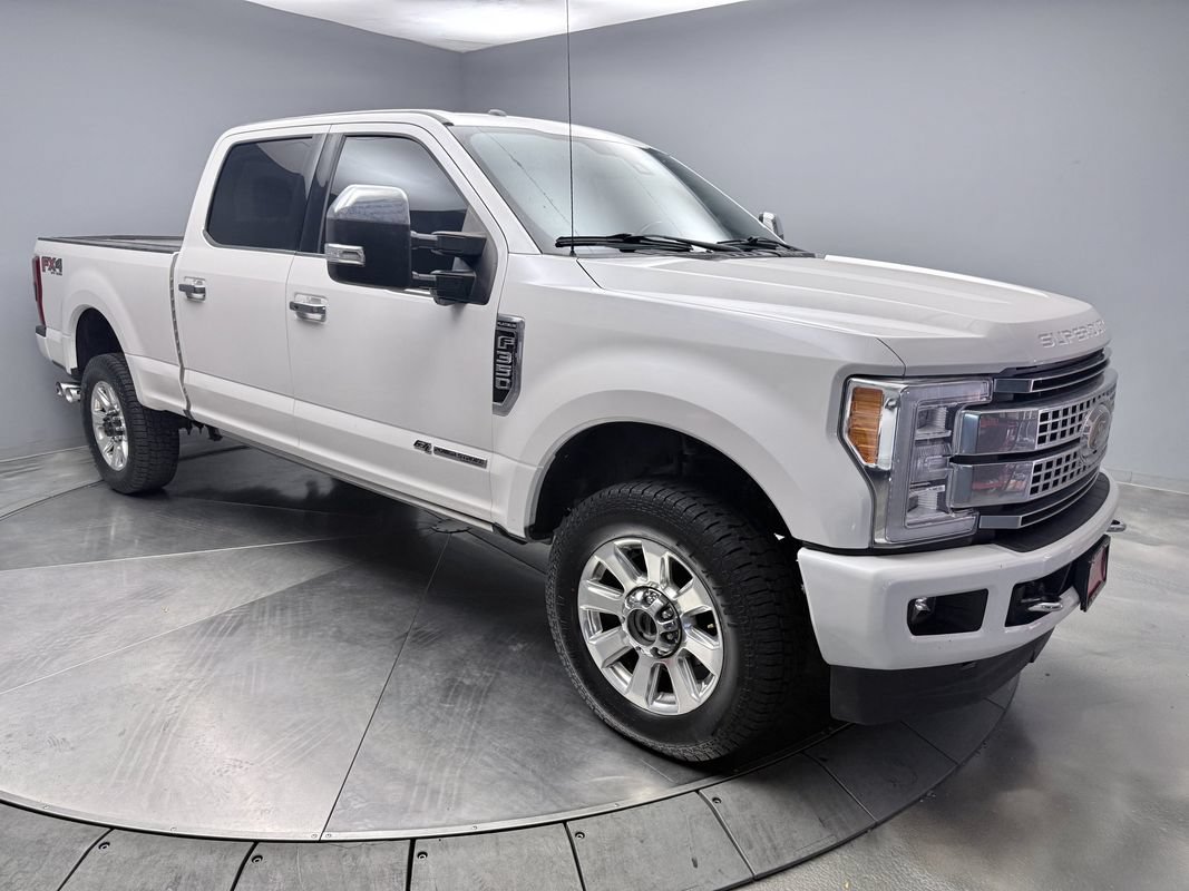 Used 2018 Ford F350 Platinum w/ Platinum Ultimate Package AWD/4WD image 3