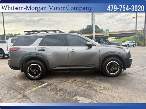 Used 2024 Nissan Pathfinder Rock Creek AWD/4WD image 5