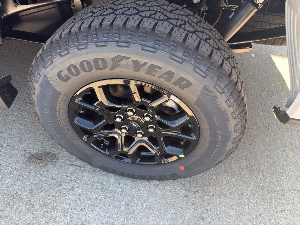 New 2026 Ford F150 Lariat AWD/4WD image 9