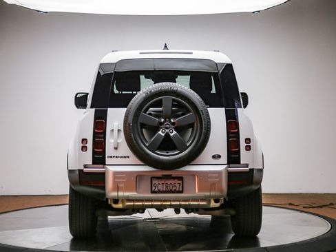 Used 2023 Land Rover Defender 90 S AWD/4WD image 3
