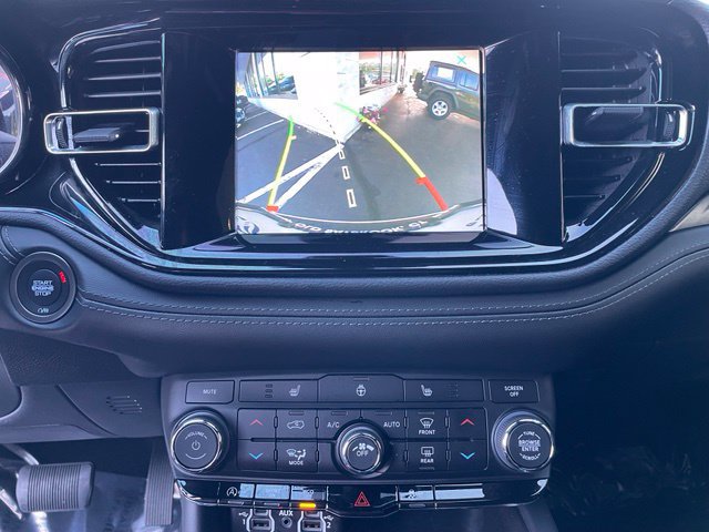 Used 2023 Dodge Durango SXT w/ SXT Blacktop Group AWD/4WD image 19