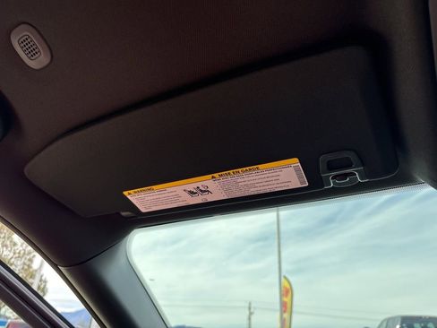 New 2025 Jeep Grand Cherokee Altitude RWD image 37