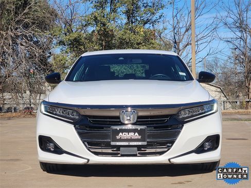 Used 2022 Honda Accord Sport image 2