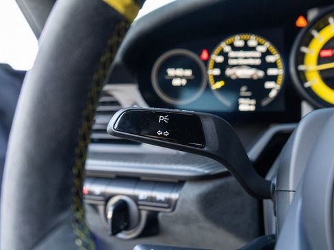 Used 2025 Porsche 911 GT3 RS RWD image 19