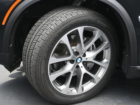 Used 2025 BMW X5 xDrive40i w/ Climate Comfort Package AWD/4WD image 24
