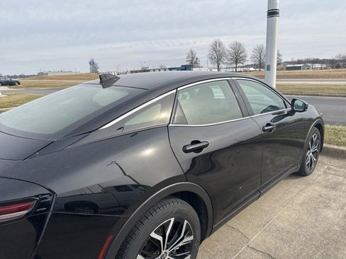 Used 2024 Toyota Crown XLE image 15