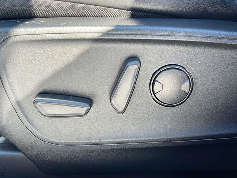 Used 2024 Ford Escape PHEV image 13