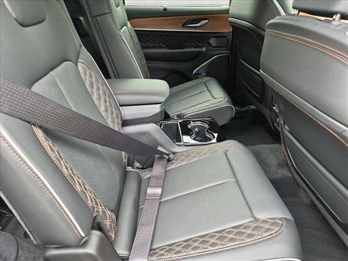 Used 2026 Jeep Grand Cherokee L Summit w/ Obsidian Package AWD/4WD image 22