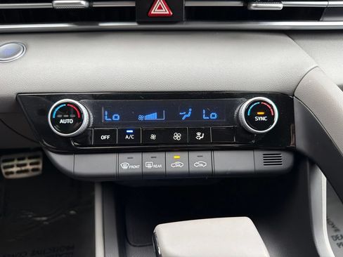 Certified 2025 Hyundai Elantra Sport FWD image 24