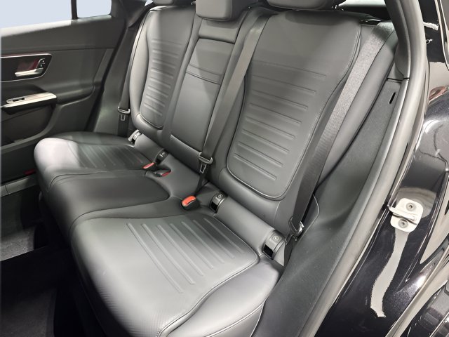 Certified 2025 Mercedes-Benz GLC 350e 4MATIC image 32