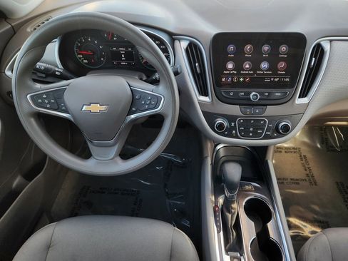 Used 2024 Chevrolet Malibu LT FWD image 27