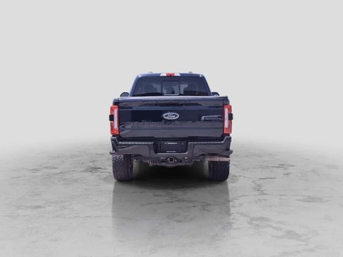 Used 2023 Ford F350 Lariat w/ Lariat Ultimate Package AWD/4WD image 7