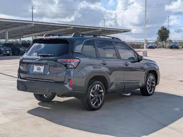 Used 2026 Subaru Forester Premium AWD/4WD image 5
