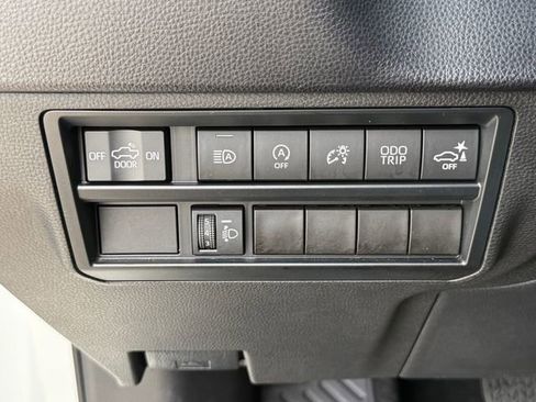 Used 2023 Toyota Tundra SR5 w/ SR5 Convenience Package image 25