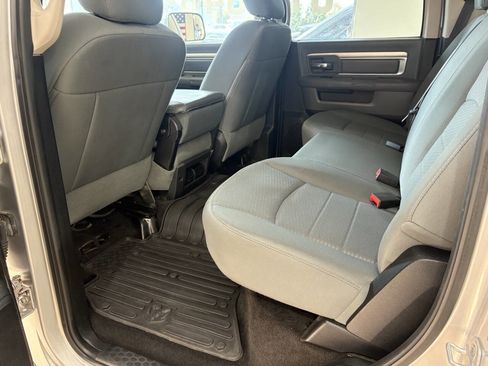 Used 2014 RAM 2500 SLT image 21