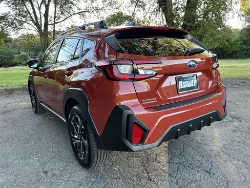 Used 2025 Subaru Crosstrek 2.0i Premium image 6
