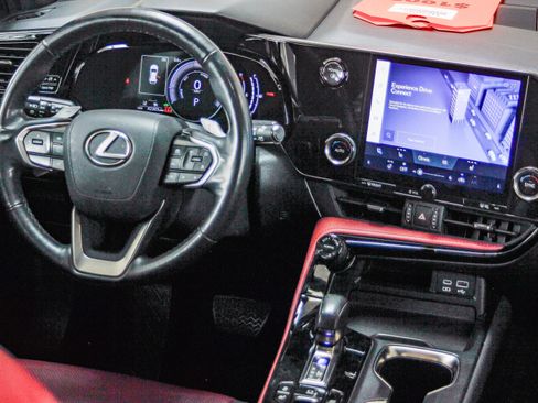 Used 2022 Lexus NX 350 AWD image 12