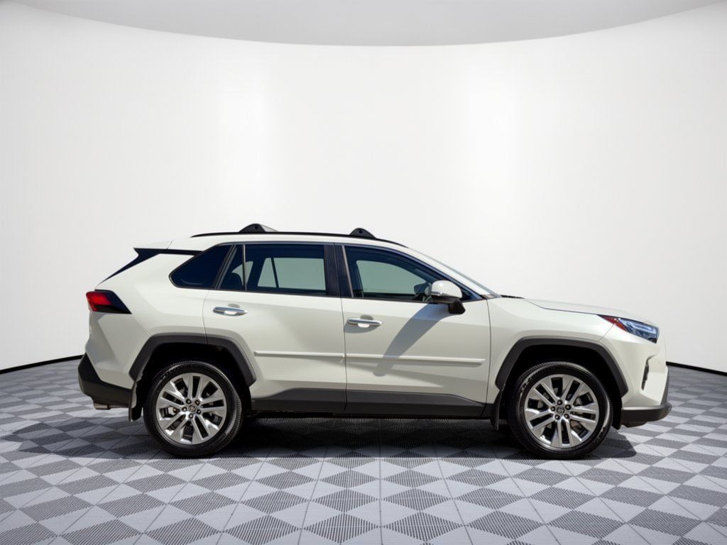 Used 2024 Toyota RAV4 Limited FWD image 8
