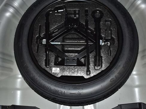 Used 2025 Kia Soul LX w/ LX Technology Package FWD image 19