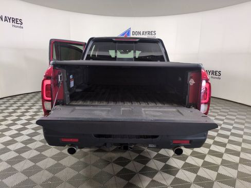 Certified 2025 Honda Ridgeline Black Edition image 27