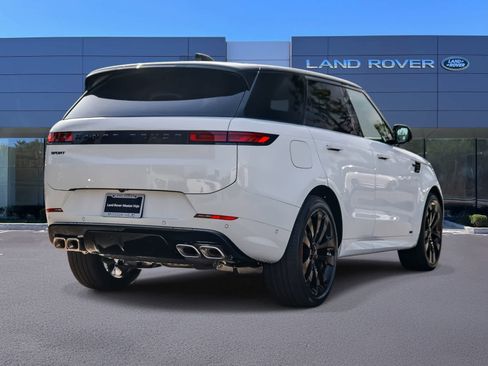 New 2026 Land Rover Range Rover Sport Dynamic SE image 4