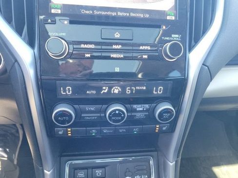 Used 2019 Subaru Ascent Limited AWD/4WD image 40