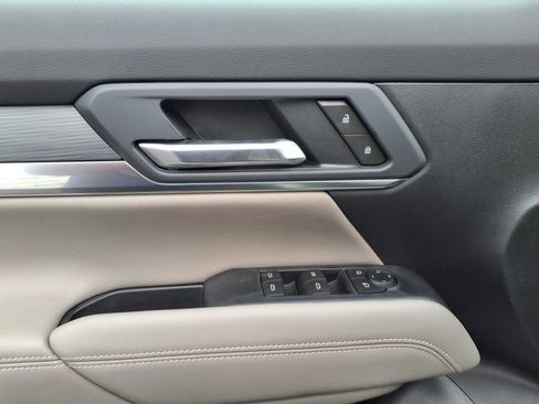 New 2026 GMC Terrain Elevation w/ LPO, Floor Liner Package image 7